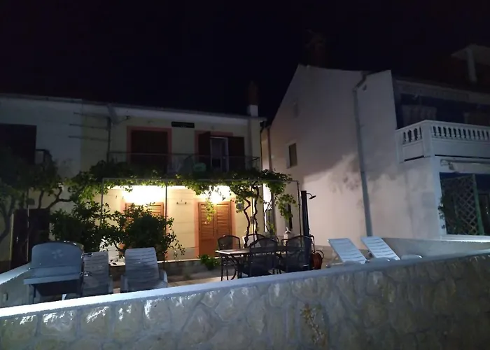Katarina Apartman Barbat na Rabu