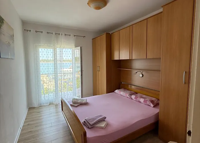 Katarina Apartman Barbat na Rabu
